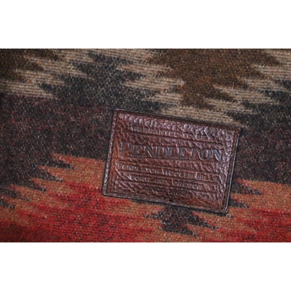 RARE PENDLETON Southwestern Aztec Blanket Wool Duffle Weekender Bag Wheels - Picture 2 of 16